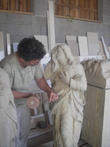 Restauration de la vierge